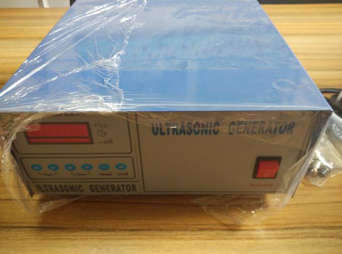 Puissance ultrasonique industrielle de générateur de 25khz Digital réglable avec le convertisseur