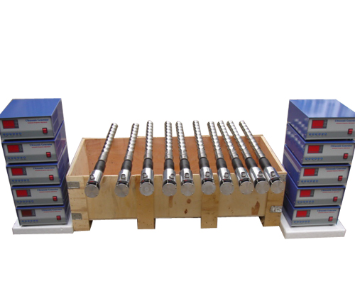 Transducteur ultrasonique de décapant d'acier inoxydable dans le nettoyage ultrasonique