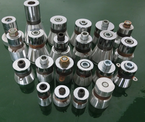Transducteur ou capteur ultrasonique piézoélectrique de soudure 28Khz et de nettoyage
