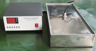 Boîte en métal de cachetage nettoyant le transducteur et le générateur ultrasoniques immersifs 2000W