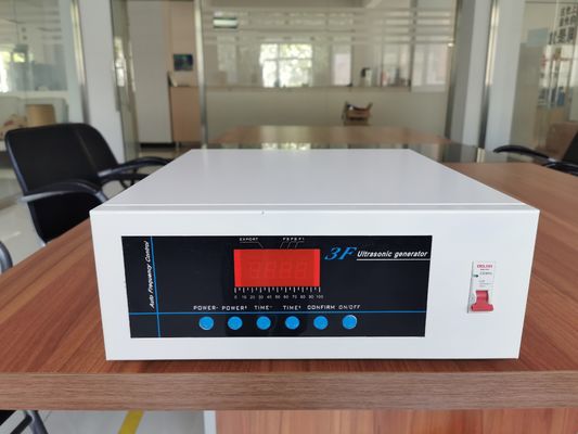 Générateur multi de nettoyage ultrasonique de la commande numérique 40khz de fréquence