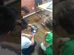 Analyseur de fréquence et d'intensité des ultrasons